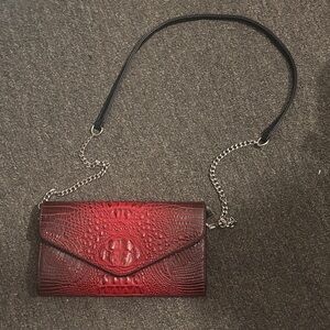 Elegant Red Crocodile-Embossed Women's Bag